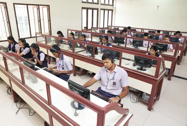 Mount carmel vidyaniketan Kottayam Computer Laboratory