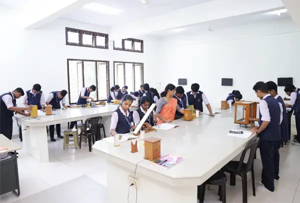 Mount Carmel Vidyaniketan Kottayam Science Laboratories
